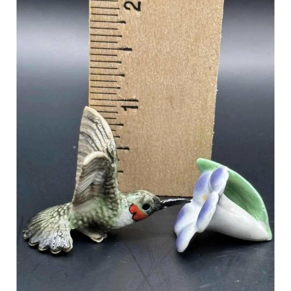 Porcelain Hummingbird With Flower 1